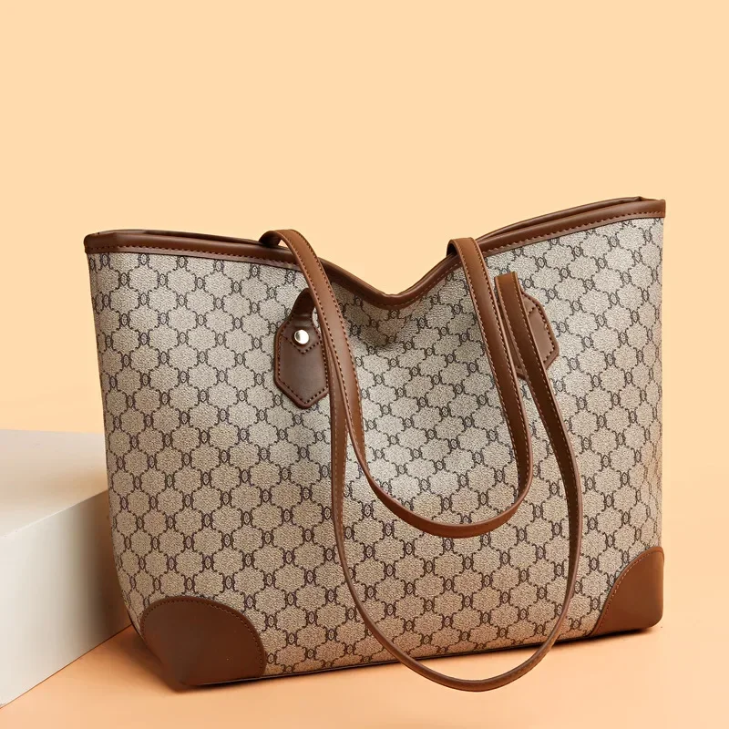 

Retro Versatile Shoulder Bag Commuter Bag High Quality Handheld Tote Bag