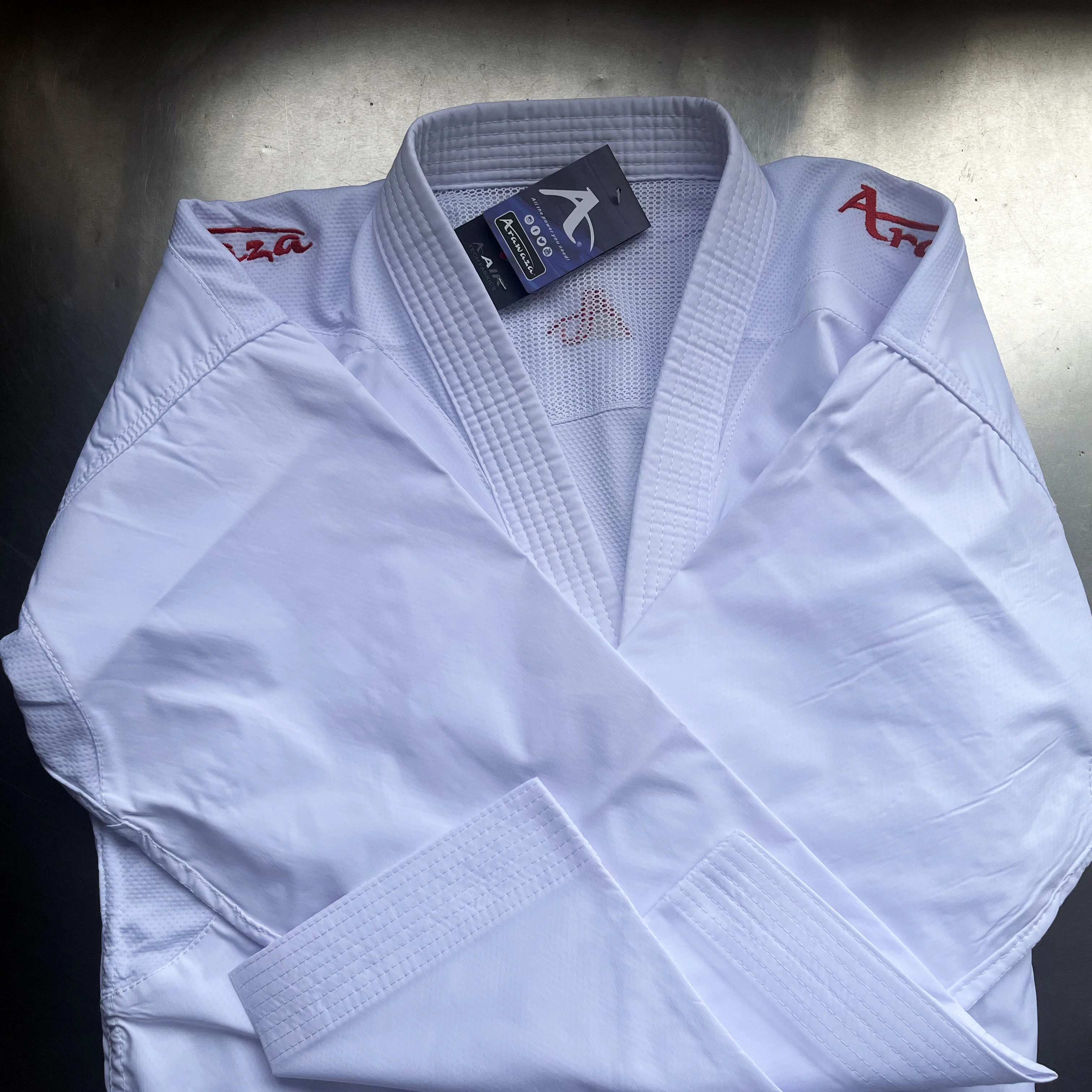 Karate uniform Breathable Lightweight Kids Adults Gi Pants Jackets Martial Arts Free Belt