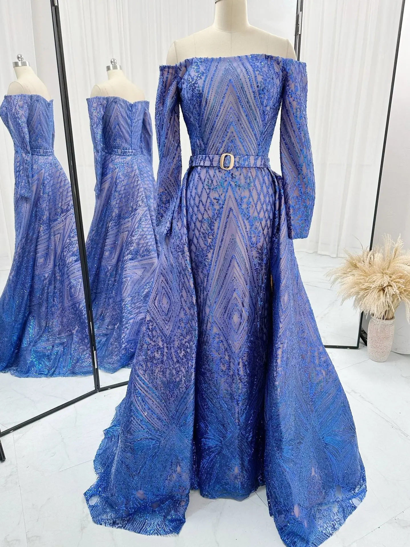 

Blue Tube Top Shoulder Long -Sleeved Long -Sleeved A -Shaped Waist Slim Skirt Dress M1797