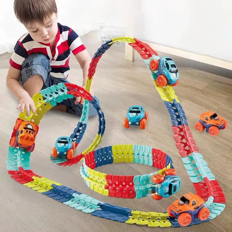 JQLM 212-Piece Spider Race Track Set With 2 Cars - Flexible DIY Track For Kids 3-8 Years Old