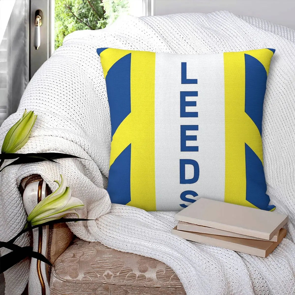 

Leeds United Square Pillowcase Pillow Cover Polyester Cushion Decor Comfort Throw Pillow for Home Car