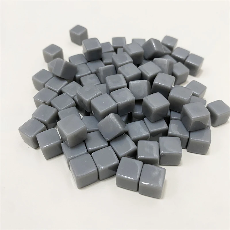 Set of 100 Clear Acrylic Dice