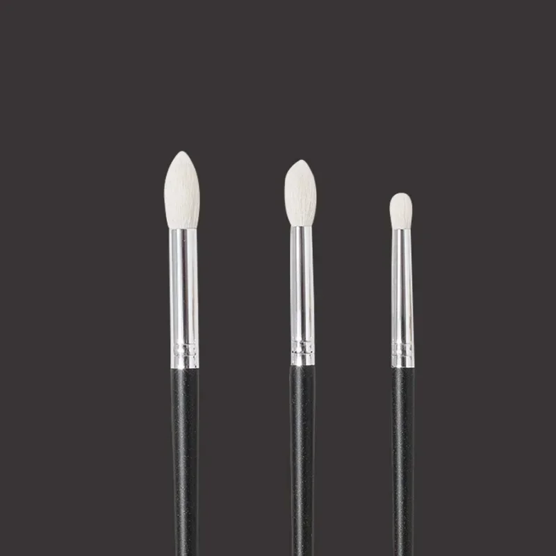 Goat Hair Tapered Crease Blending Eyeshadow Brush