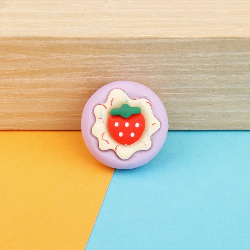 strawberryちゃん雑貨資材 1富士ほっぺちゃん／ストラップ – SUNHOSEKI