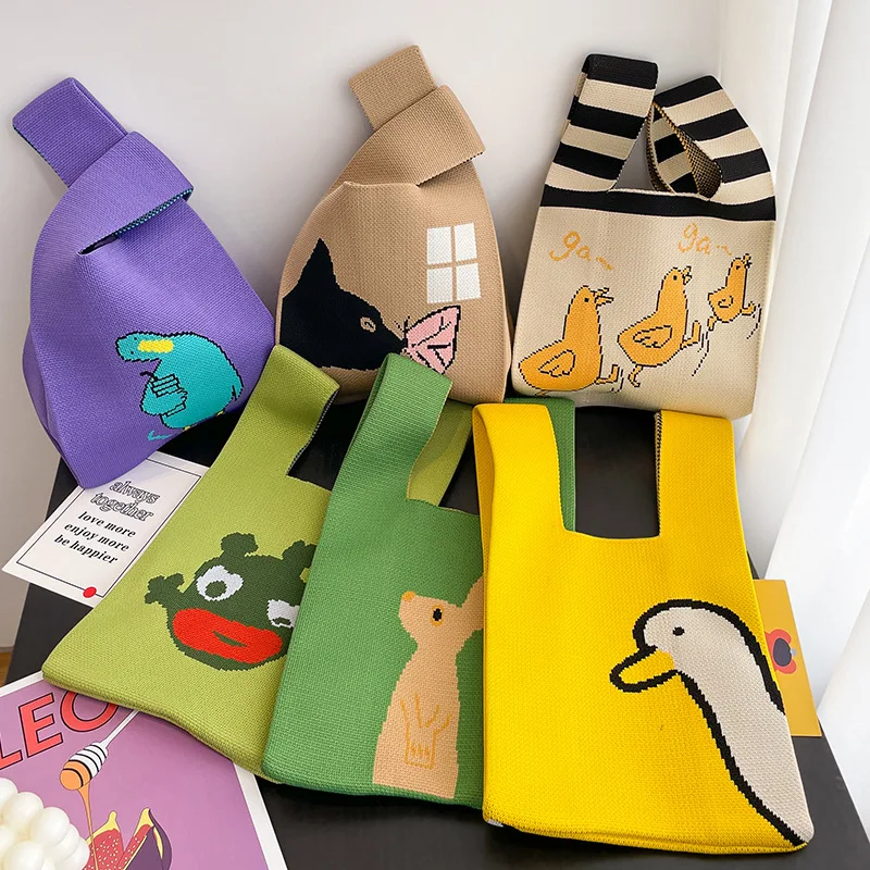 

Knitted Bag Women's 2023 Spring/Summer Korean Contrast Color Handbag Fashion Cartoon Fashion Tote Bag Wrist Bag