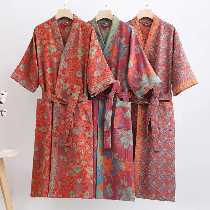 

Couple's Cotton Double-layer Gauze Bathrobe Spring / Summer Light Pajamas Japanese Absorbent Quick-Drying Dressing Gowns, Yukata