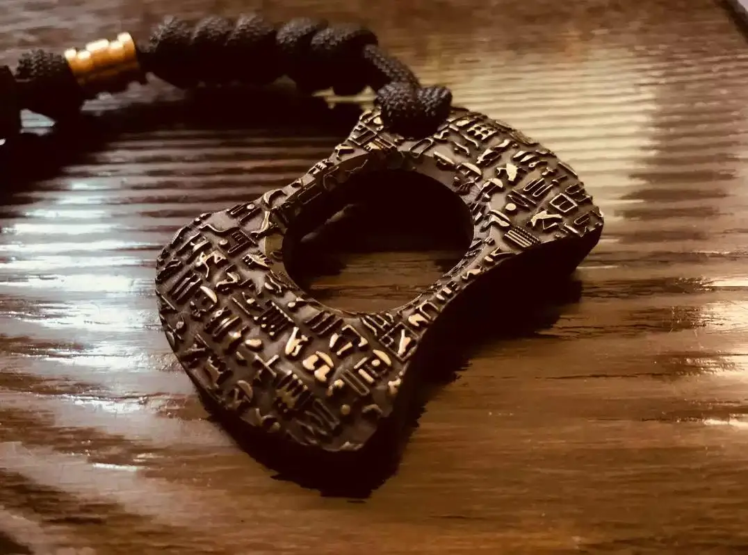 

Second-hand EDC Finger Tiger
