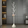 Italian Luxury Coat Racks Bedroom Balcony Minimalist Vintage Coat Racks Nordic Modern Tendedero Ropa Plegable Home Furniture 2