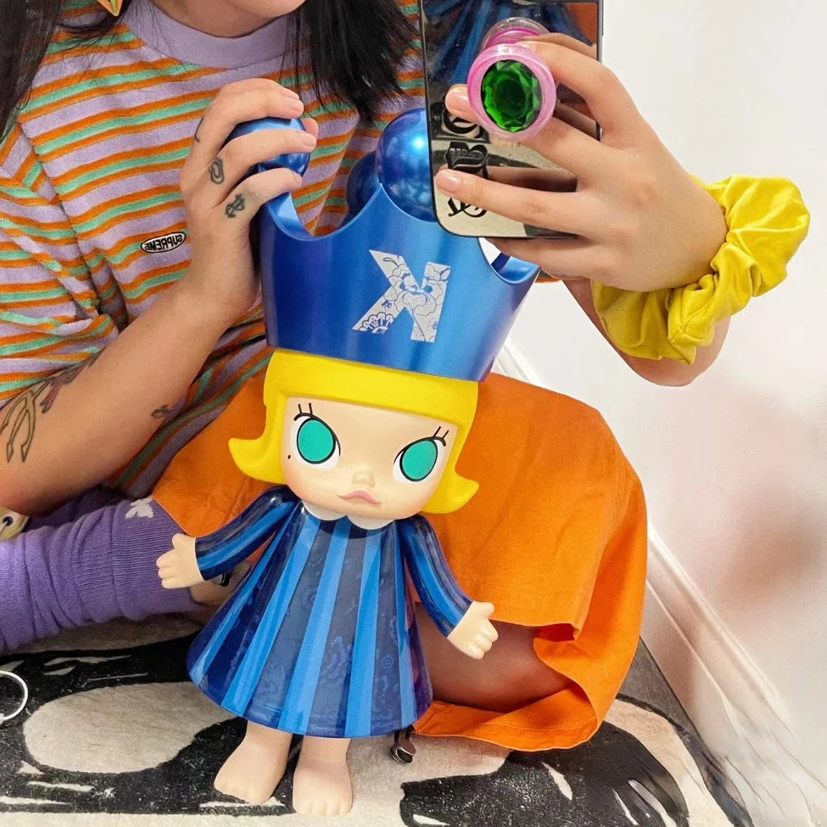 

New Original Princess Mega Royal MOLLY 400% Crown Space Vintage Figure Blue Pink Dress Park Exclusive Edition Collection Toy