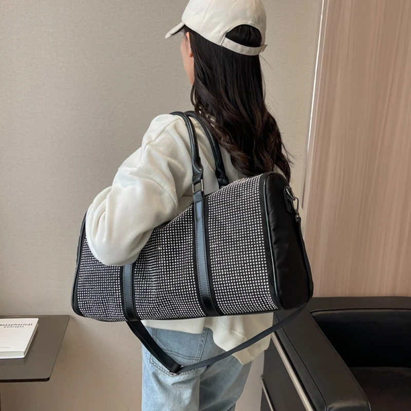 Tiptoegirls Large Capacity Women Bag Unisex Luggage Outdoor Travel Handbags Nylon New Fashion Rhinestone Travel Bags Folding Bag