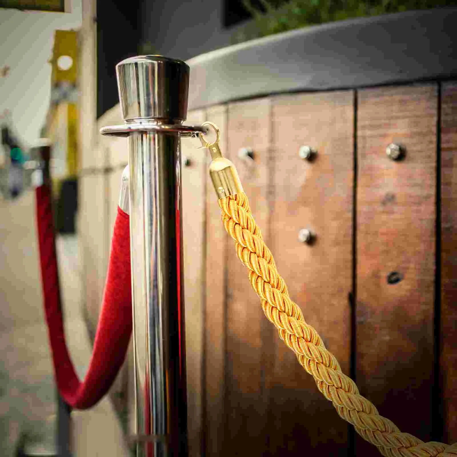 

Шнурок для хранения веревки с крючками для контроля толпы