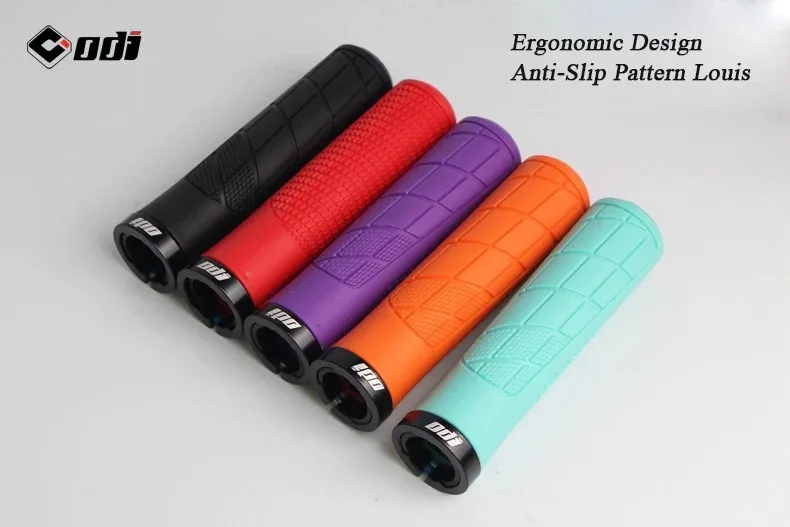 kahvat asennettuna maastopyörään ulkona