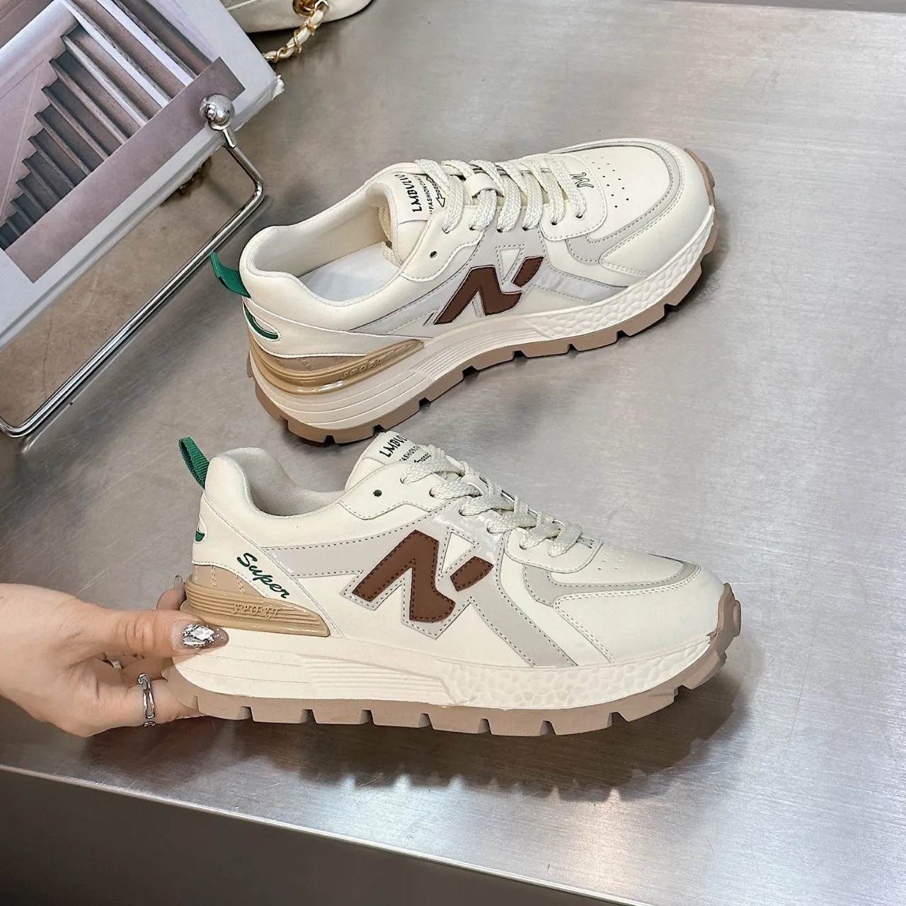 

2024 new spring and fall leather Agan shoes women thick bottom N word daddy shoes hundred sports casual running shoes