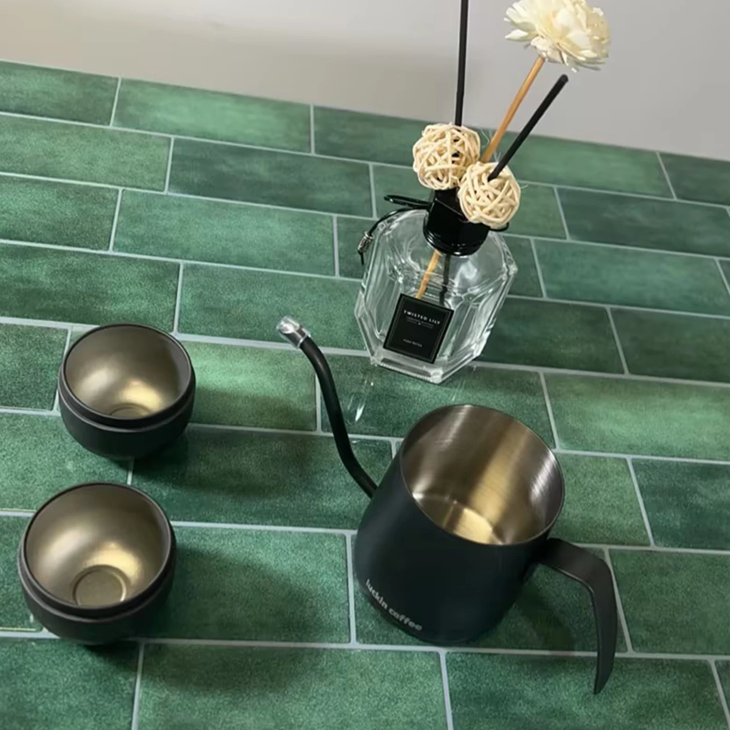 Large Waterproof 3D Peel & Stick Subway Tile Wallpaper