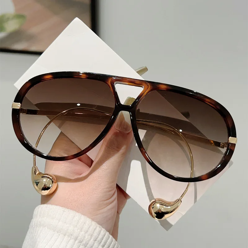 Women's Luxury Oversized Gradient Pilot Sunglasses - Trendy Double Bridge Design