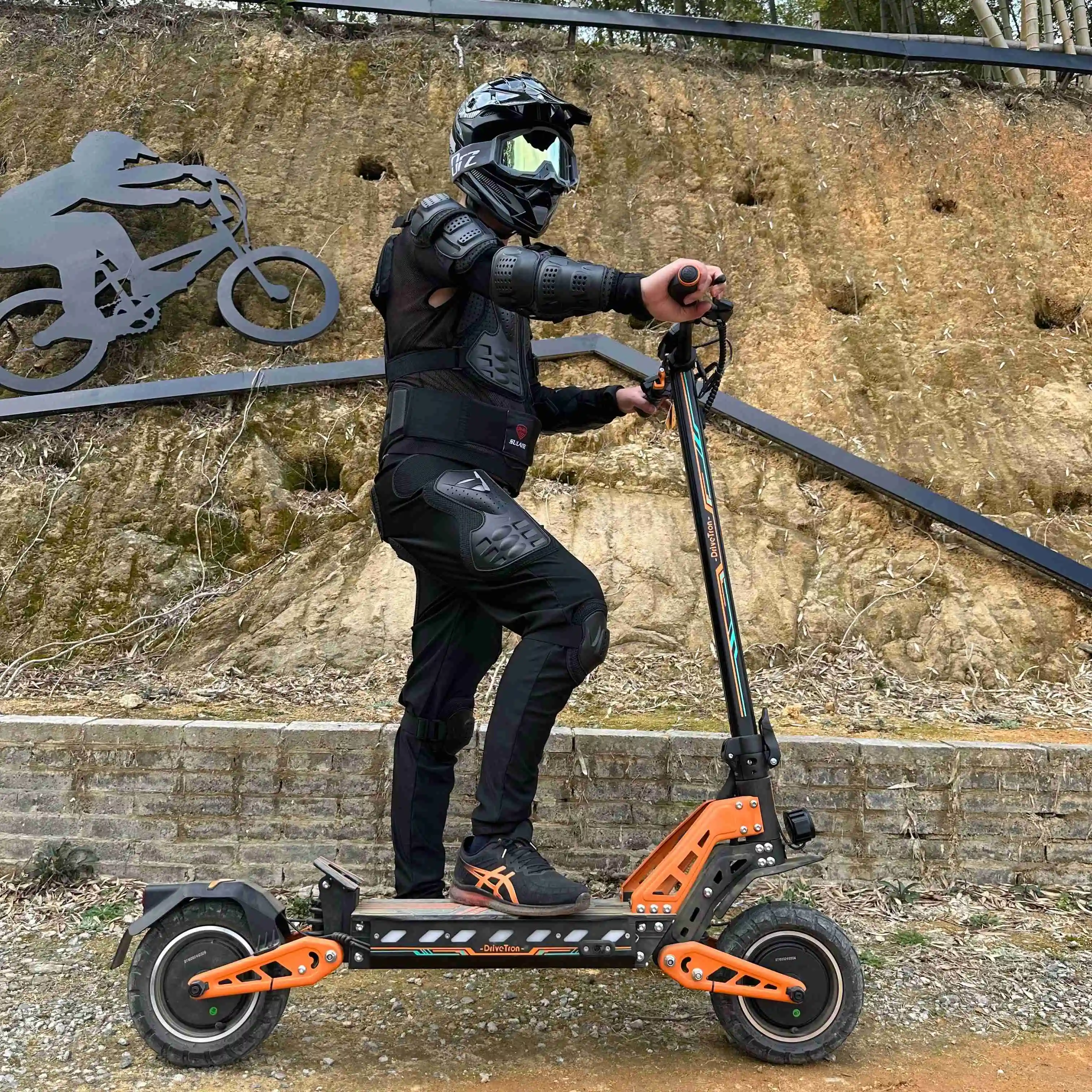 43MPH Dual motors IPX5 Electric Step Adults Powerful Off Road Electric Scooters pro Super Scooter 2800w Scooter 60kmh