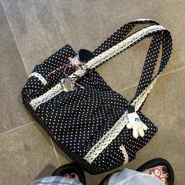 Korean Polka Dot Shoulder Bag For Women Retro Fashion Large Capacity Tote Bag Literary Work Commute Versatile Canvas Handbag 1