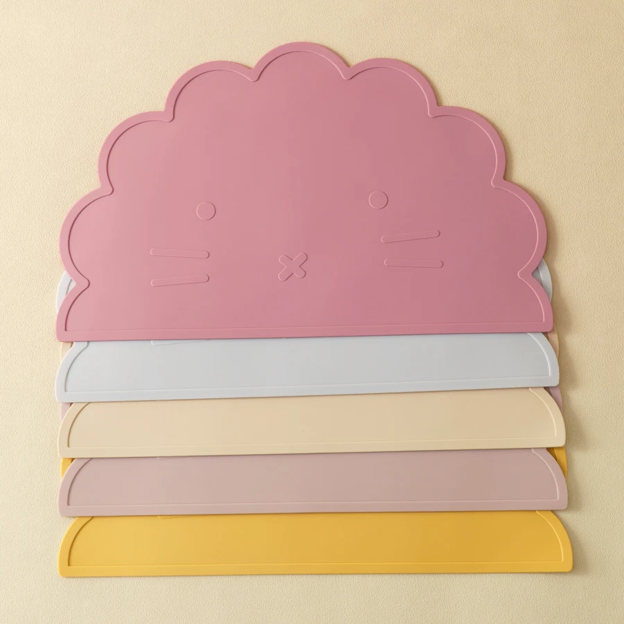 1PC Baby Silicone Placemat BPA Free Cute Cartoon Lion Shape Baby Tableware Solid Color Baby Stuff Heat Insulation Table Placemat 3