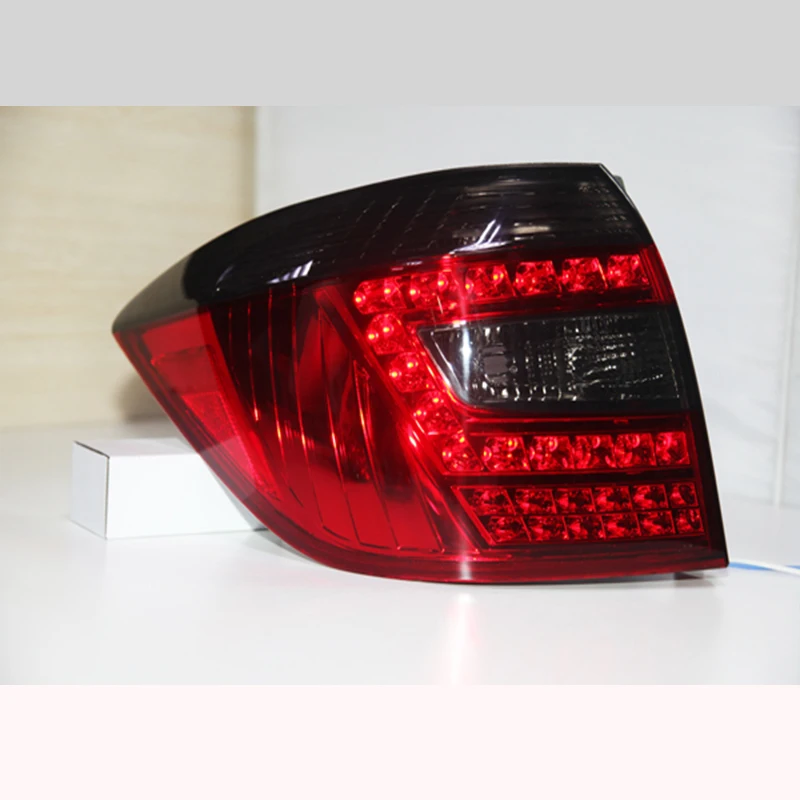 

1 Set LED Taillight For Toyota Highlander Back Rear Lamp Smoke Black 2009 Year
