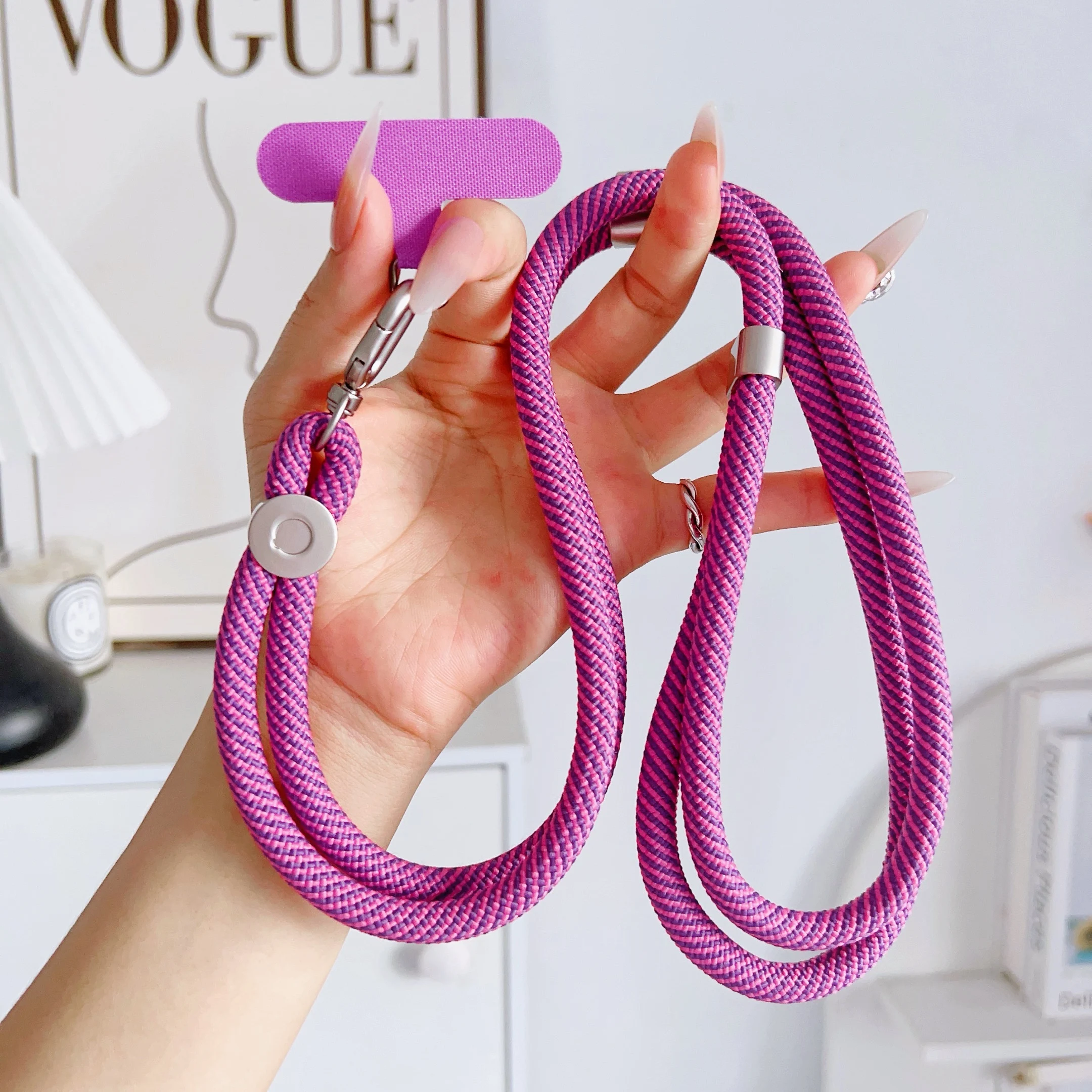 Versatile and Durable Universal Phone Crossbody Lanyard with Adjustable Anti-Loss Strap