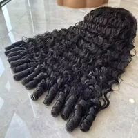 Perruques de cheveux humains bouclés birmans HD transparents 13x4 densité 200, perruques de cheveux humains 13x4 avec texture à pointes spirales 1