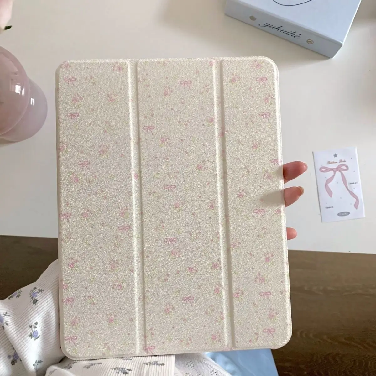 Premium Protective Tablet Case - Versatile and Stylish Cover