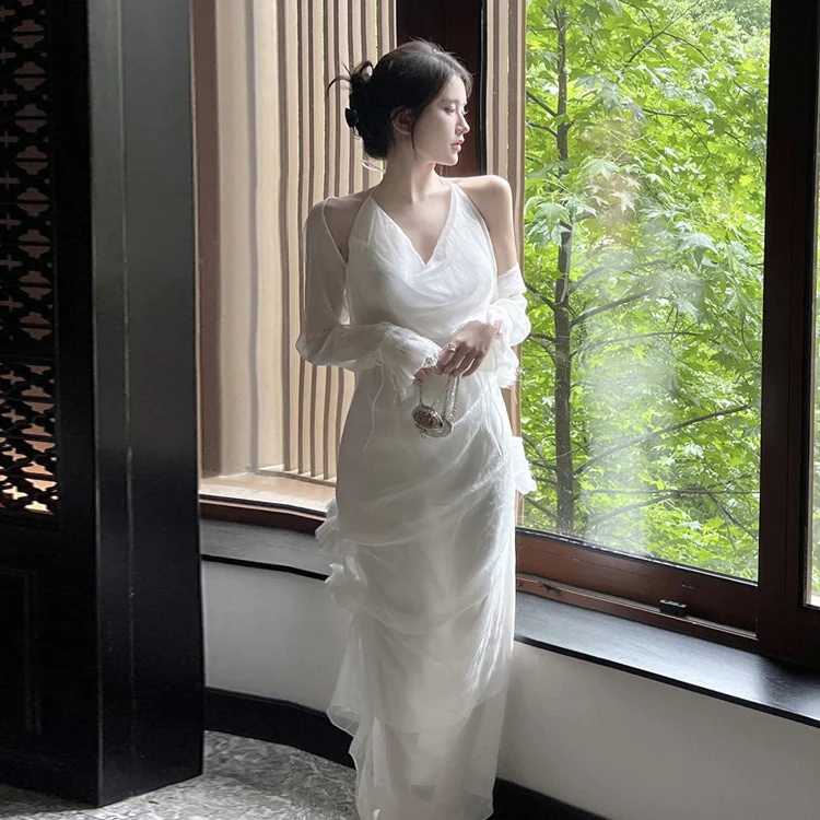 

French style celebrity style super fairy neck dress for women in summer New style elegant and light luxury dress with suspenders