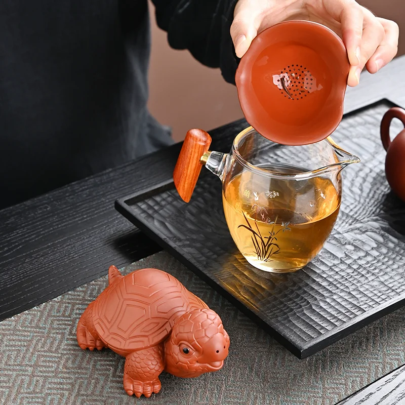 Creative Purple Clay Turtle Tea Strainer, Integrated Filter for Kung Fu Tea Set, Raisable Tea Pet Ornament Home Decor Gift