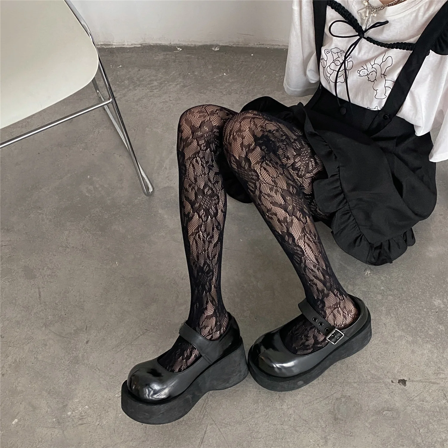 lace tights