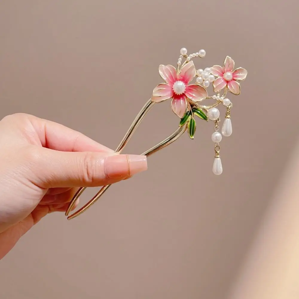 Classic Floral Flowers Hair Stick Tassel Butterfly U Shaped Hair Stick Hair Accessories Metal Hanfu Hair Stick Girl