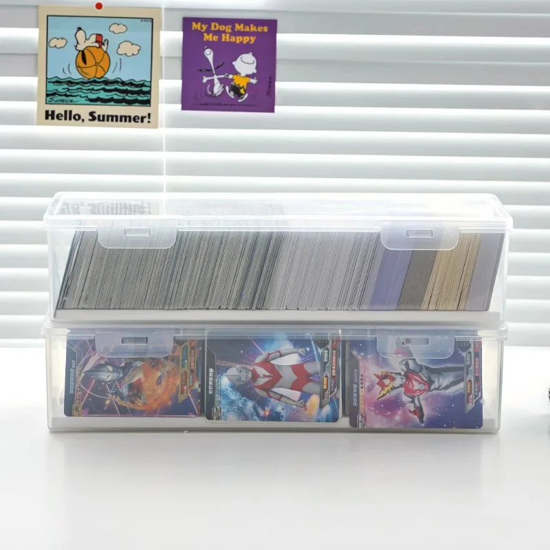 1Pcs 투명 플라스틱 구획형 정리함 상자는 PTCG/MTG 카드용 조절 가능한 분배기가 있는 550개 이상의 게임 카드 보관함을 보관할 수 있습니다.