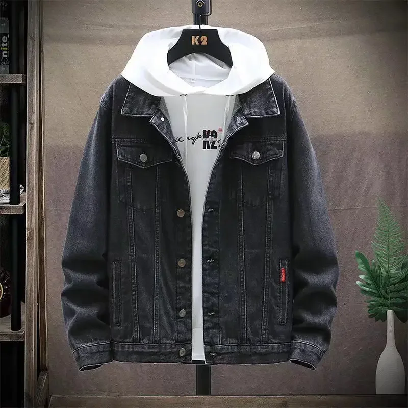 thumbnail image 1 of Chaqueta vaquera azul con botón bordado para hombre, chaqueta vaquera con letras para hombre, ropa vaquera de tela, moda elástica de bajo coste, lujo, 1 of 5