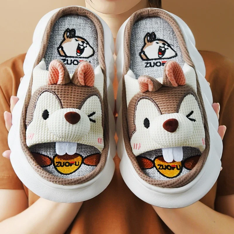 

Fashion Linen Slippers Women Cute Squirrel Home Platform Slippers Comfort Cartoon Couple Ladies Slides 2023