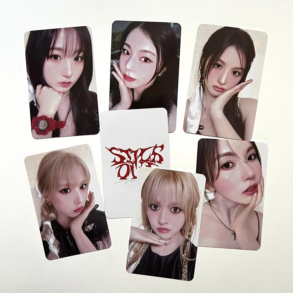 kpop idol NMIXX album Fe3O4 STICK OUT photocards