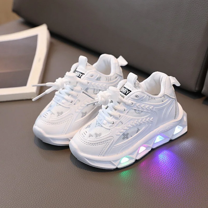 Size 21-30 Lovely Girls Toddler Shoes with Led Lights Luminous Sneakers for Kids Girls Soft Glowing Breathable Shoes Boy
