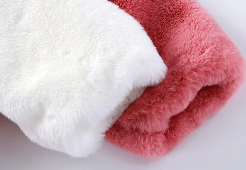 Kids coat lifestyle image 2
