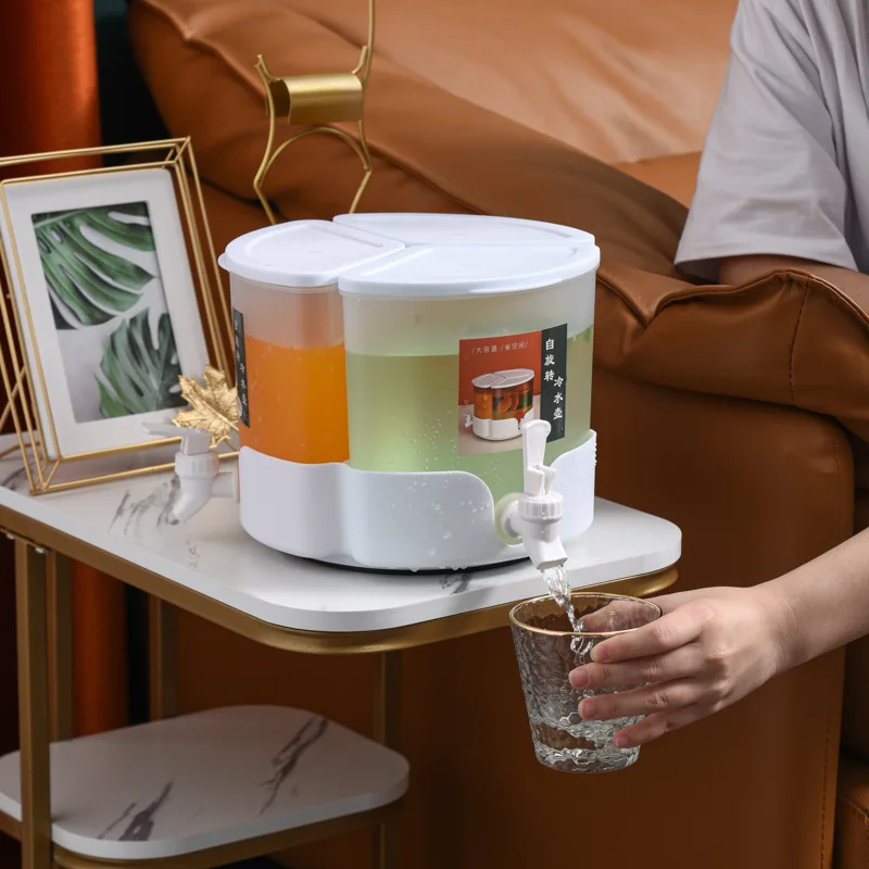 

Вращающийся на 360 градусов холодный чайник с краном, бутылка Lemonade, кувшин для воды, контейнер для сока льда, чайник для фруктов с 3 отделениями