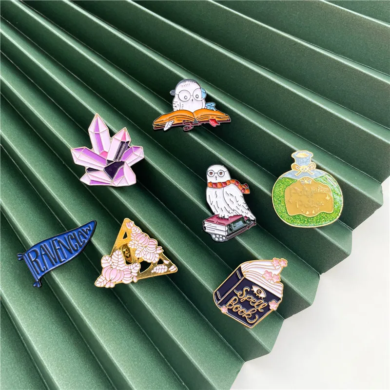 EGame Charm Backpack Decorated Brooch Luminous Imitation Enamel Metal Badge  Fashionable Clothing Pin Creative Boyfriend Gifts - AliExpress