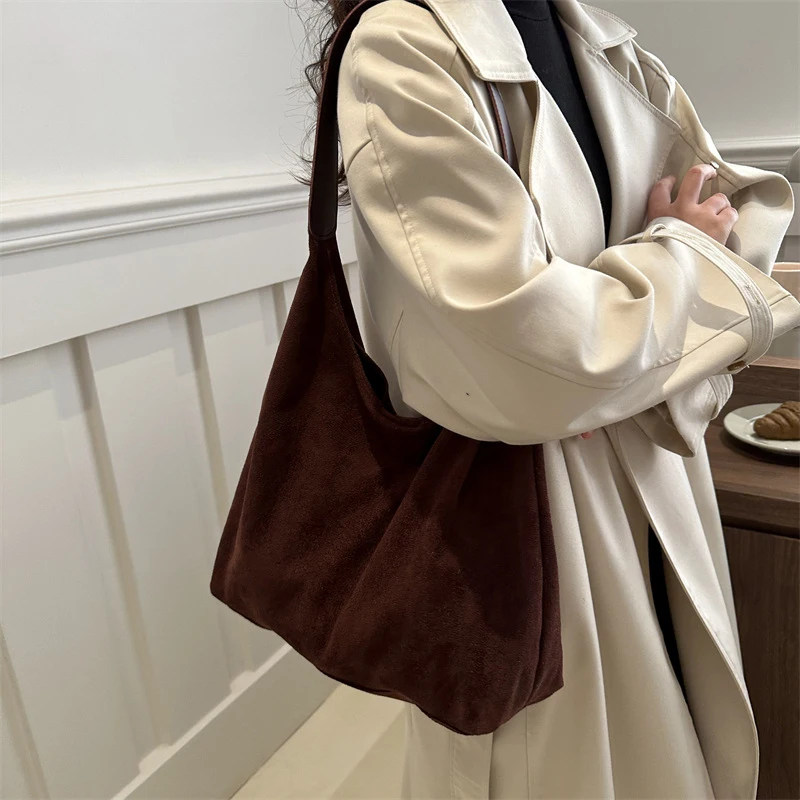 Vintage Women's Bag Large Capacity Suede Shoulder Bag Solid Color Simple Design Casual Commuter Shopper Tote