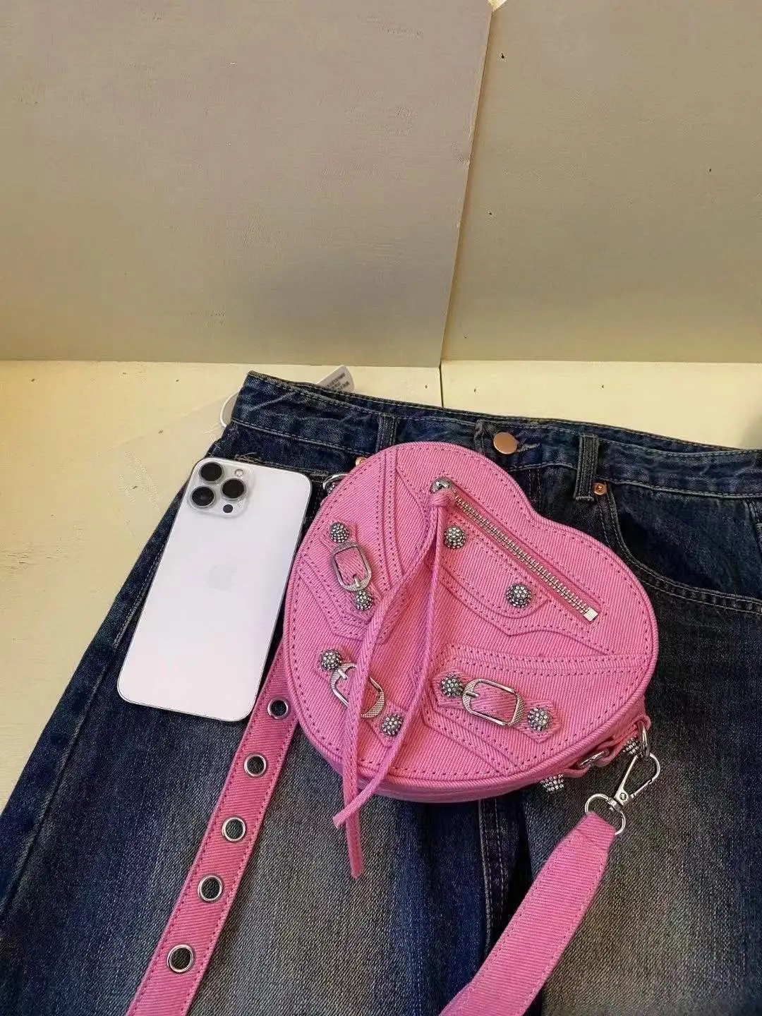 Sf8aef5ee1f43439d908059a8eb0f2299V