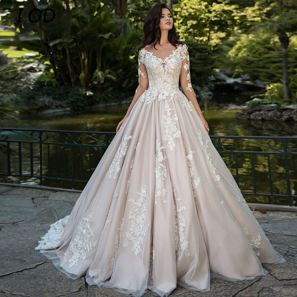 

I OD Exquisite Wedding Dress Scoop Neck Long Sleeves Lace Appliques Illusion Button Bridal Gown Floor Length Vestidos De Novia