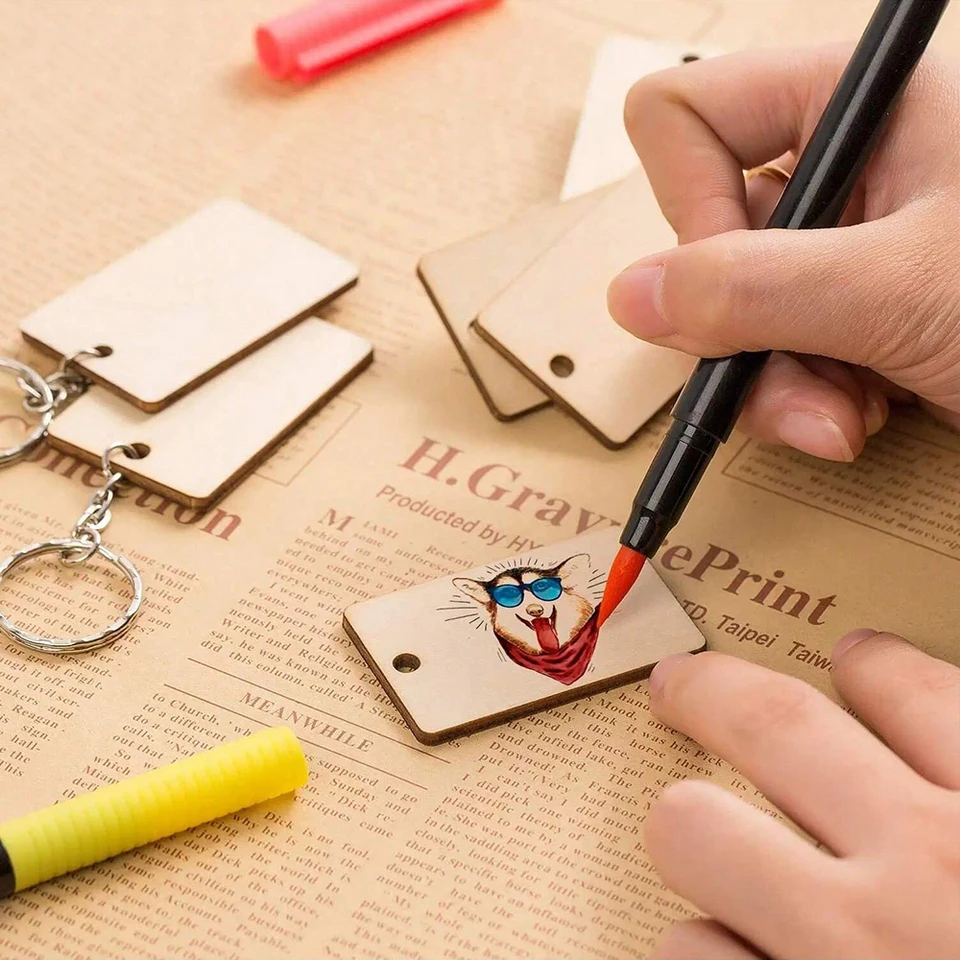 Portachiavi con iniziale in legno personalizzato - Portachiavi con lettera personalizzata incisa per chiavi o etichetta per borsa - Italia