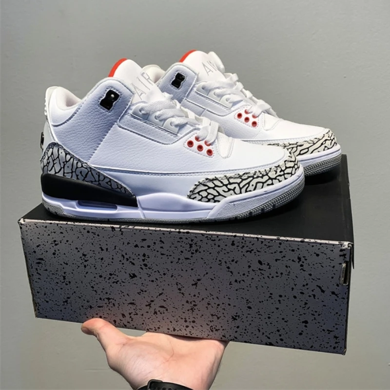 Stylish and Versatile Basketball Shoes: Trendy and Comfortable Casual Sports Footwear
