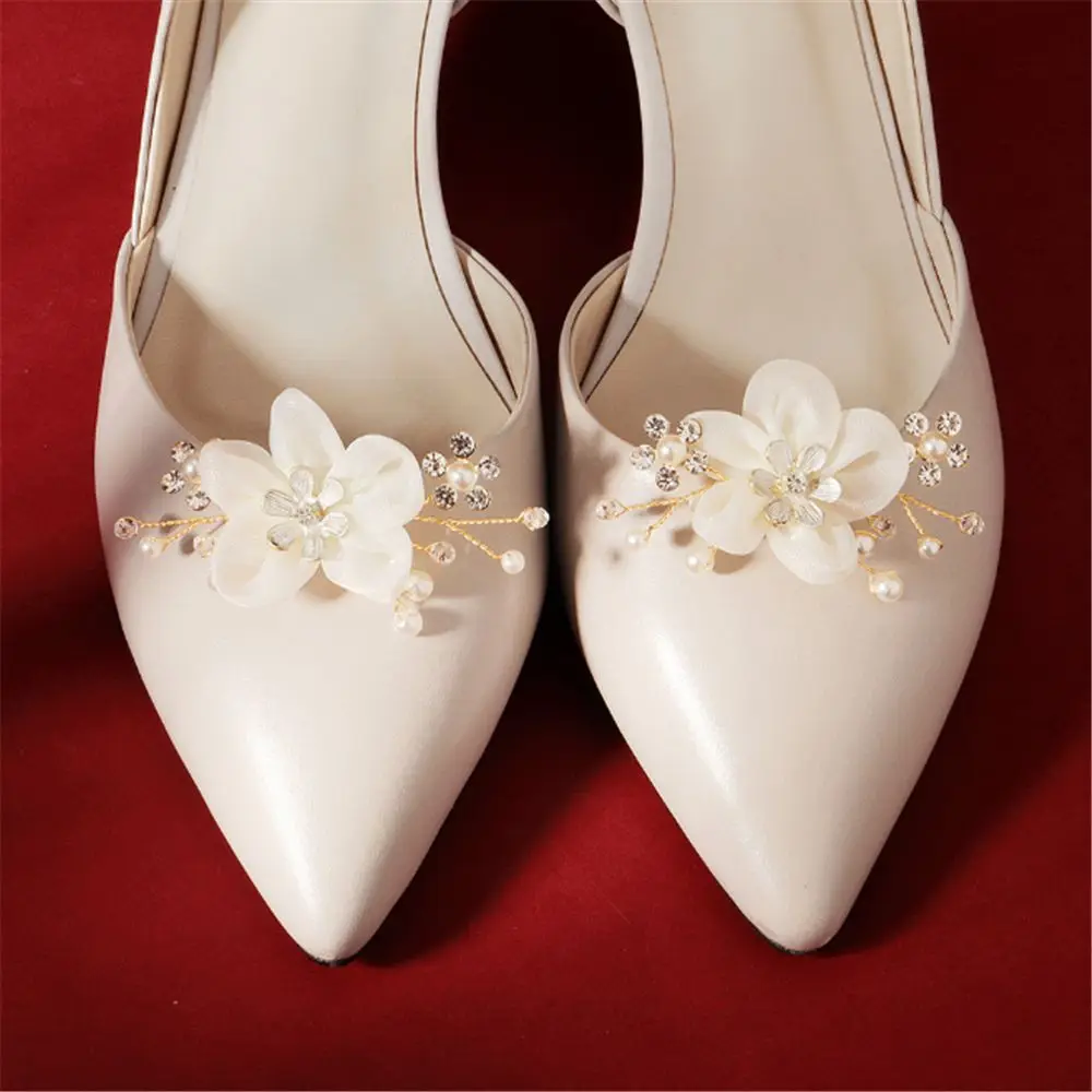 2 stücke High Heel Frauen Braut Dekoration Strass Schuh Clip Hochzeit Schuhe Glänzende Dekorative Clips Seide Blume Charme Schnalle – Detail 9