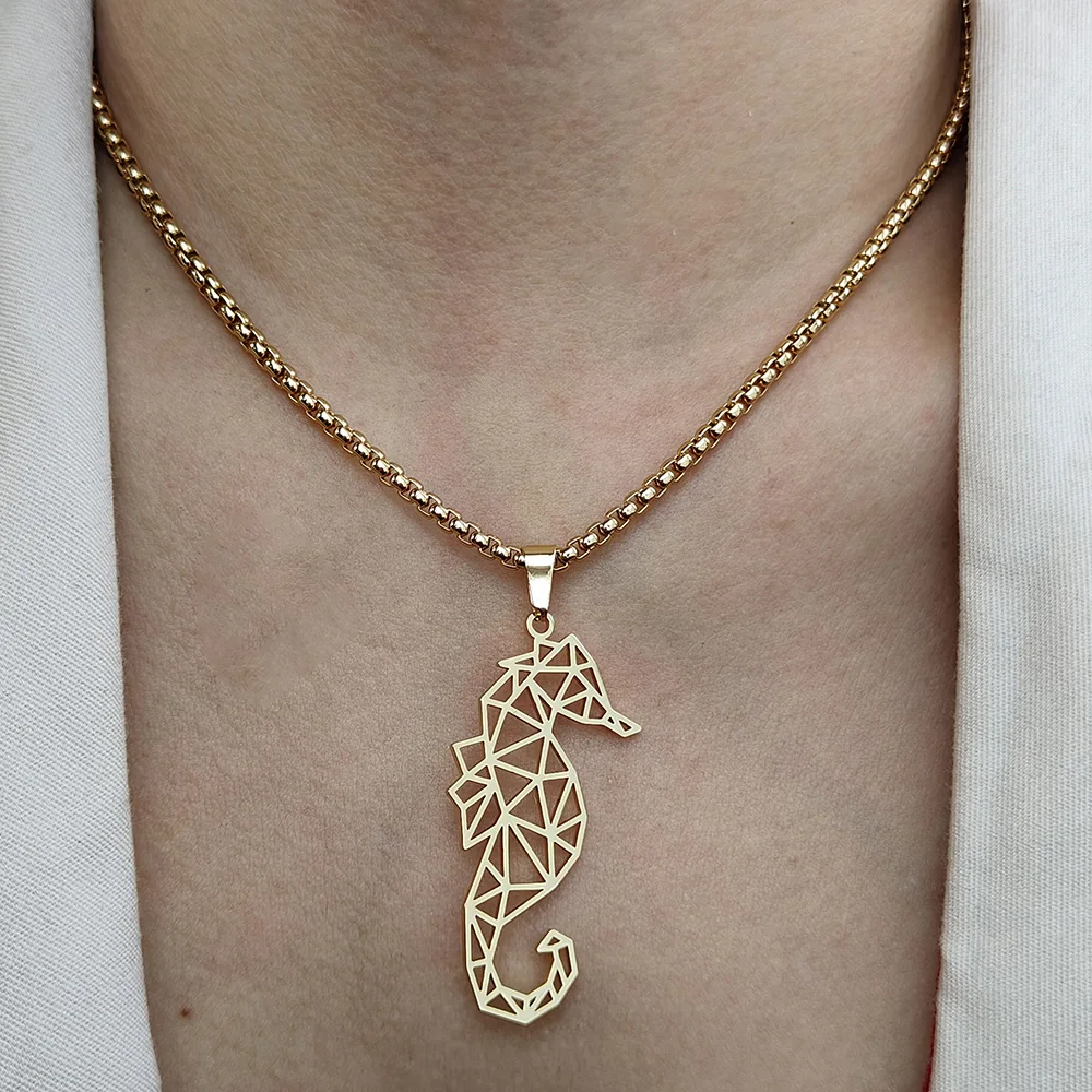 

High Quality Stainless Steel Seahorse Pendant Necklace Fashionable Men's Women's Necklace Unique Jewelry Accessories Party Gift