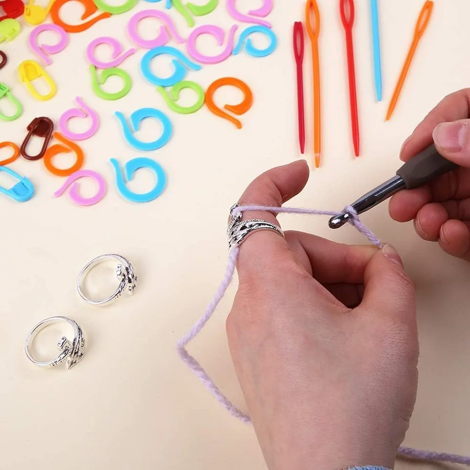 BUDDUR Crochet Knitting Tools Kit With Large Eye Plastic Sewing Needles And Crochet Rings For Beginners DIY Fabric Weaving Craft