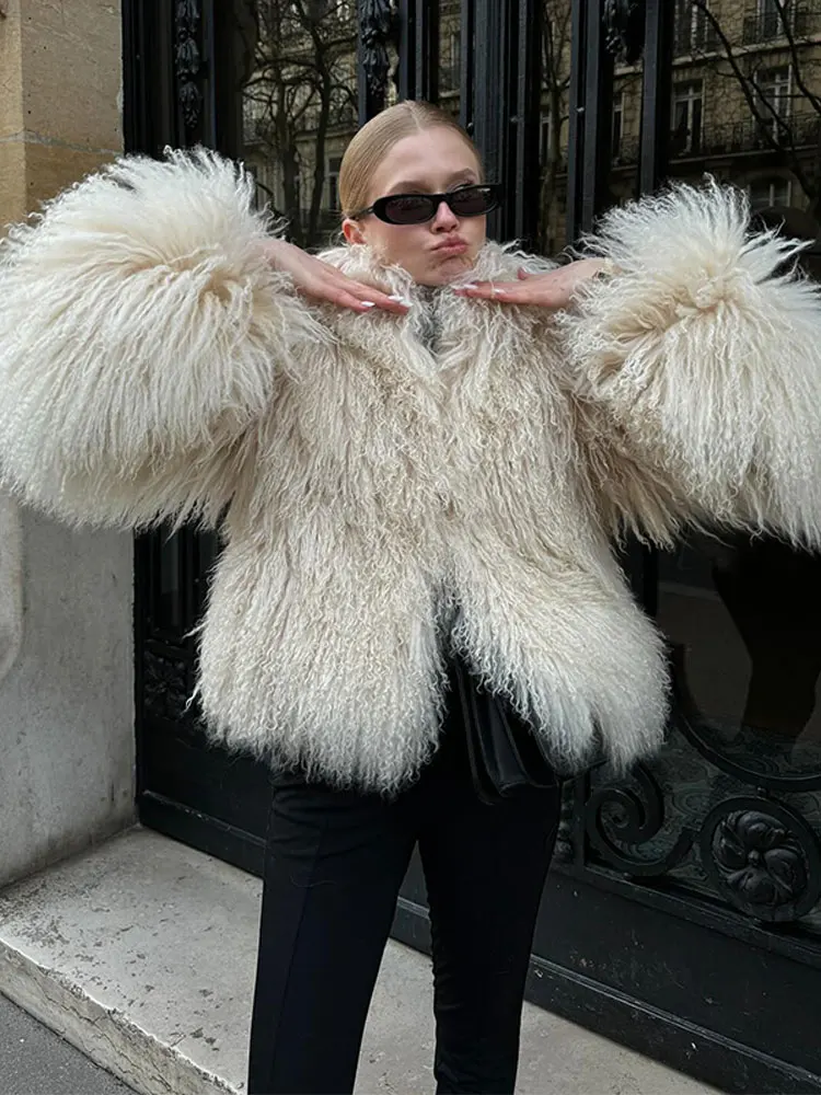 Elegant White Women's Thicken Cropped Faux Fur Coat Casual Long Sleeve Short Loose Fur Jacket Winter Lady Chic Street Outerwears 2