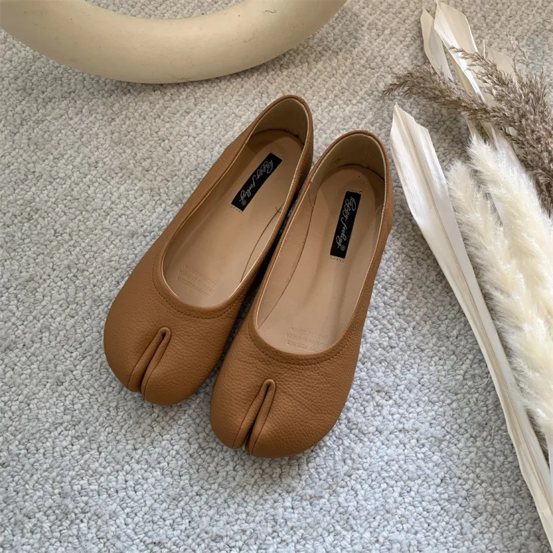 Candy Color Split toe flat shoe woman brand designer pig's trotters flats soft bottom loafers for woman tabi ninja moccasins 5
