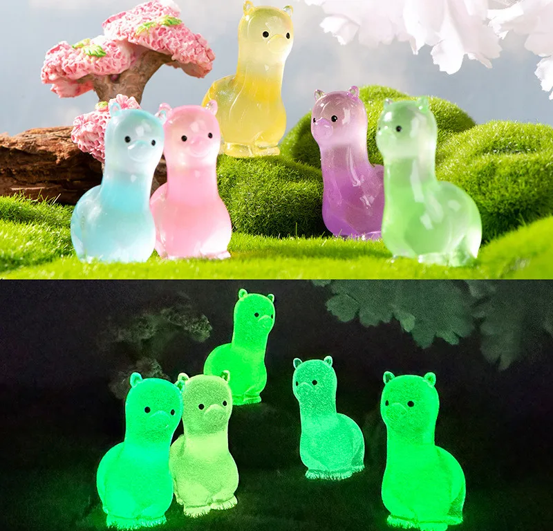 SparkleFab 50 Pcs Luminous Mini Resin Animals, Glow in The Dark Tiny Ducks, Frogs, Birds, Cute Dollhouse Miniatures for Crafts, Fairy Garden and Home Décor