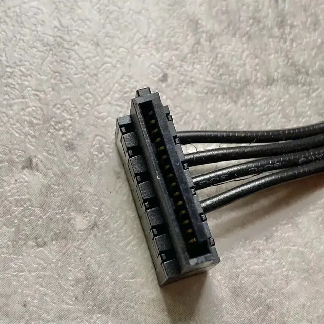 Cavo Alimentazione Mini 4 Pin A 2 SATA 45cm Per Lenovo M410/M610 - Foto 7